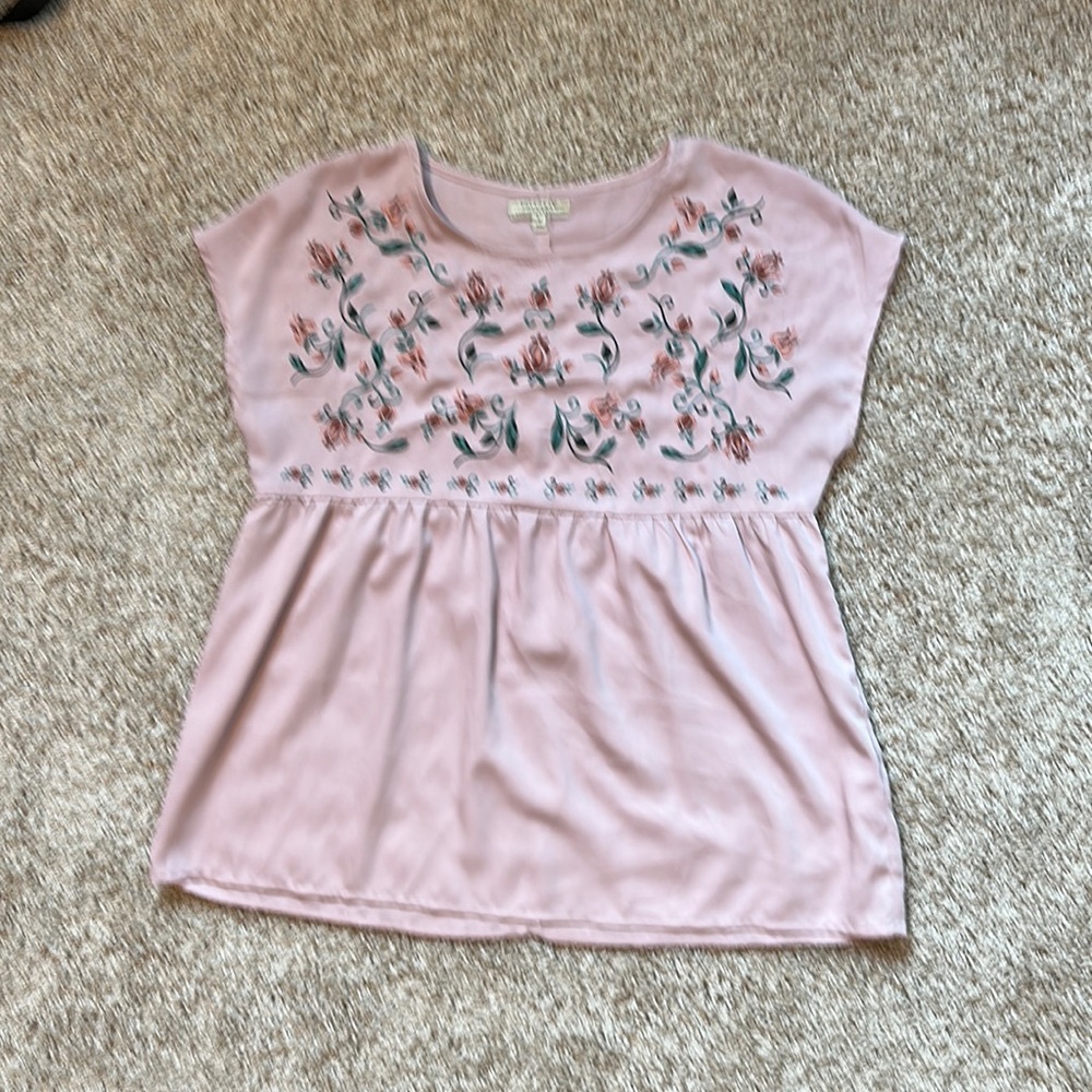 Dusty pink polagram top. Only worn twice!